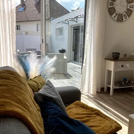 Les Pieds Dans L'eau... Au Chaud !!! Hébergement de vacances