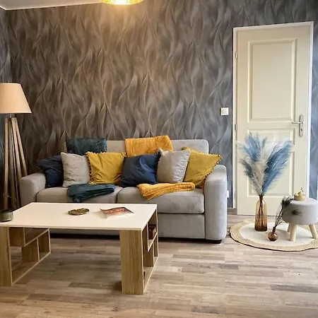 Hébergement de vacances Les Pieds Dans L'eau... Au Chaud !!! *