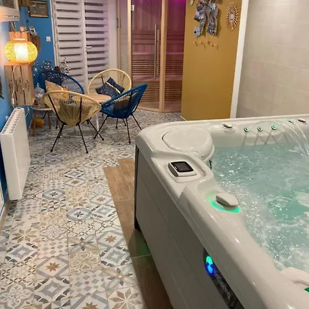בית נופש Les Pieds Dans L'eau... Au Chaud !!! לה קרוטואה